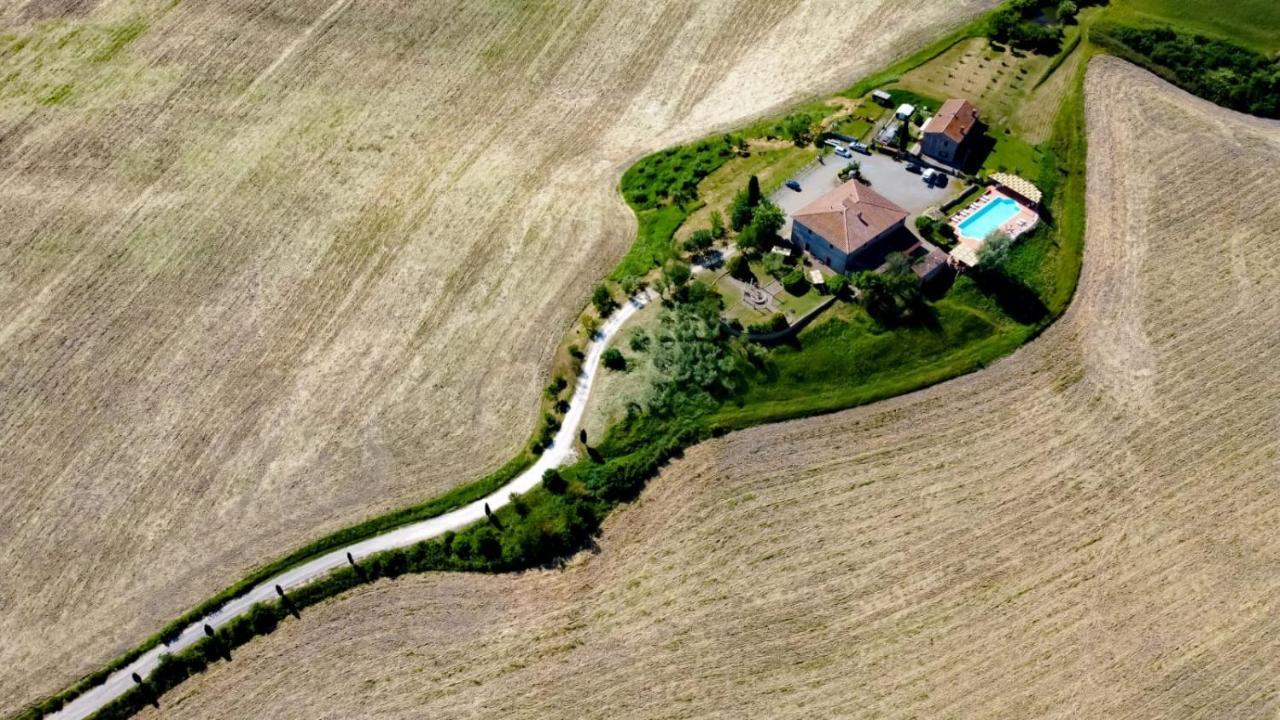 Poderino San Cristoforo Лаятико Экстерьер фото